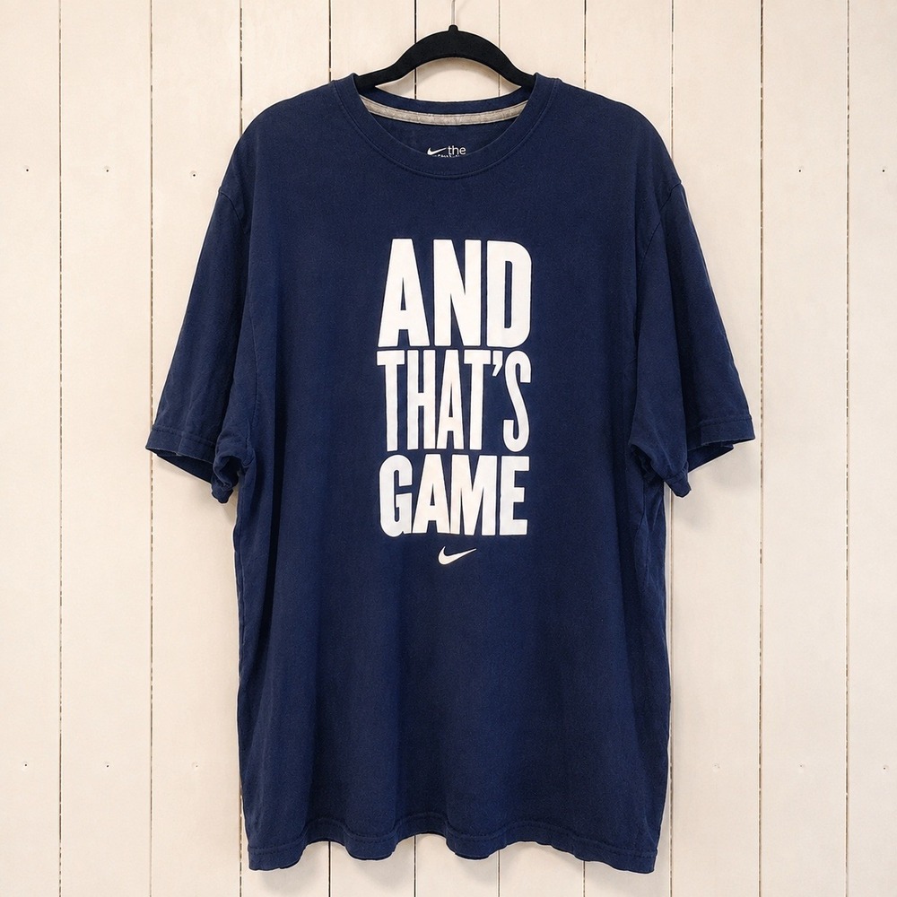 Nike Mens The Athletic Dept And Thats Game Graphic T-Shirt Navy Blue 2XL